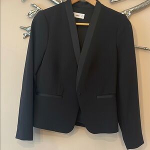 MNG Ladies Tuxedo Style Blazer